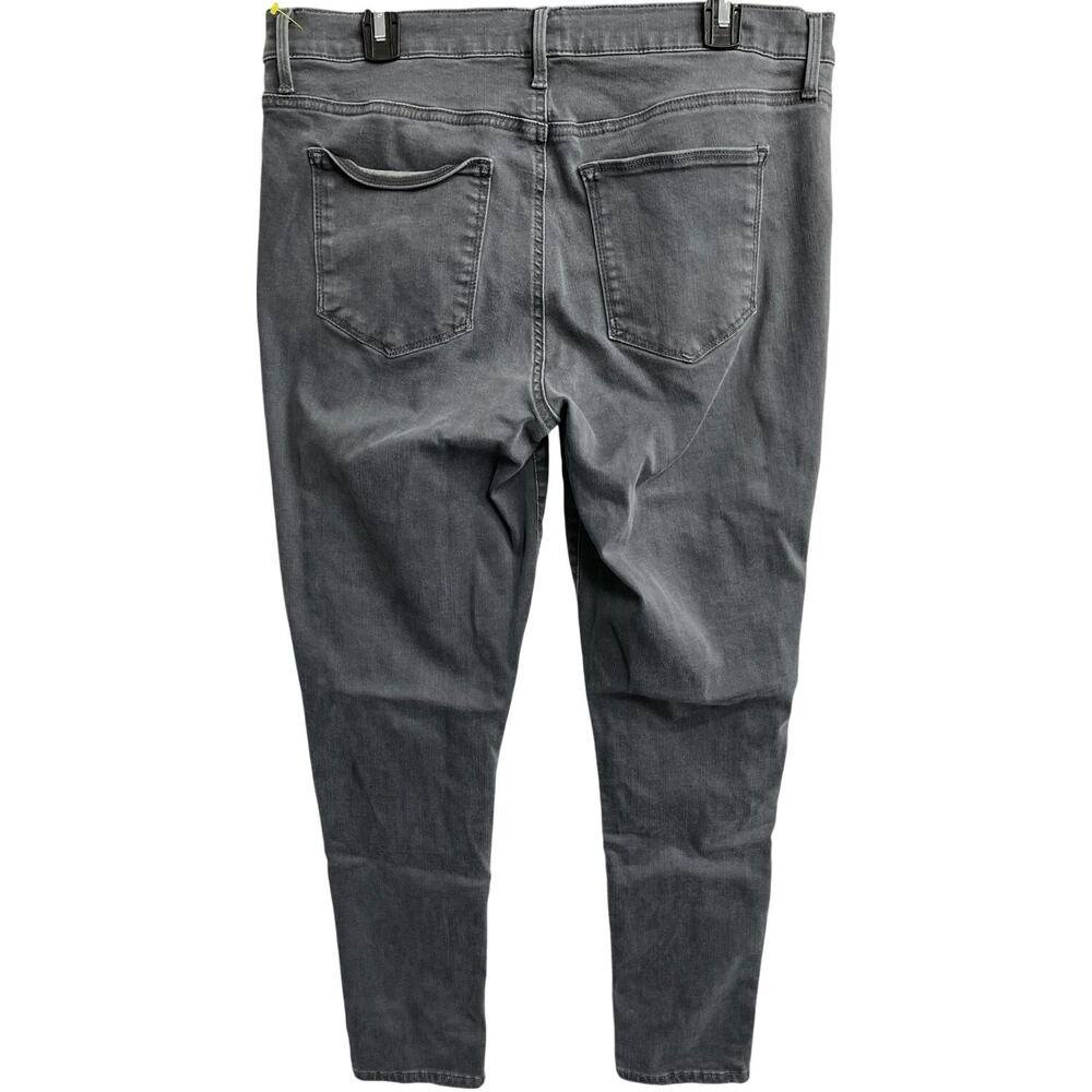 Gap Jeans Women Size 33 Gray Denim Minimalist Skinny PILLING INNER THIGH